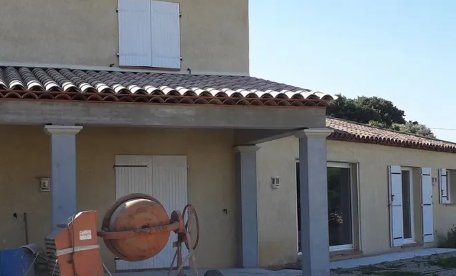 Création d'une terrasse couverte à Cannes, Grasse, Dos Reis Construction